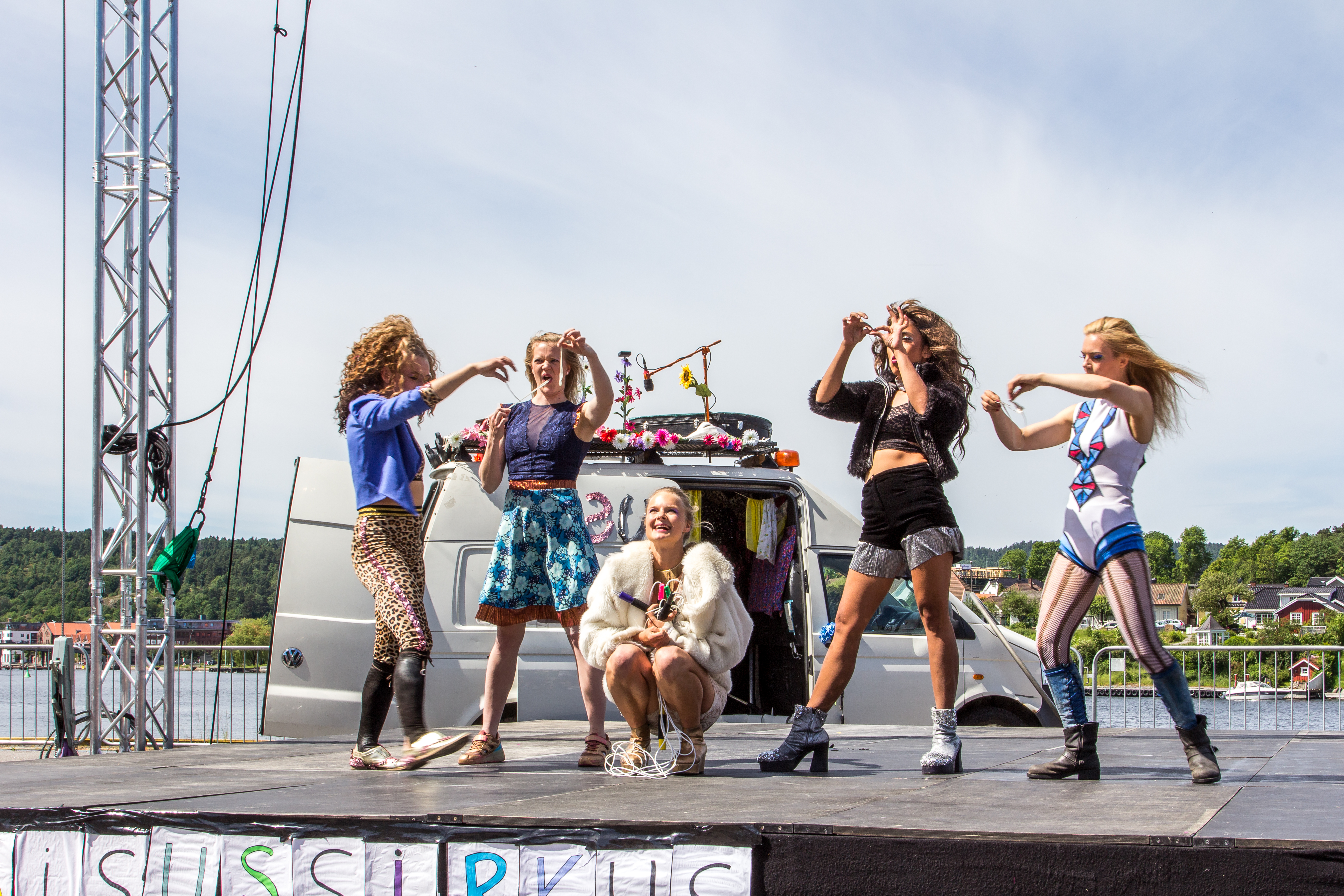 Sisus Sirkus - Mosh Split