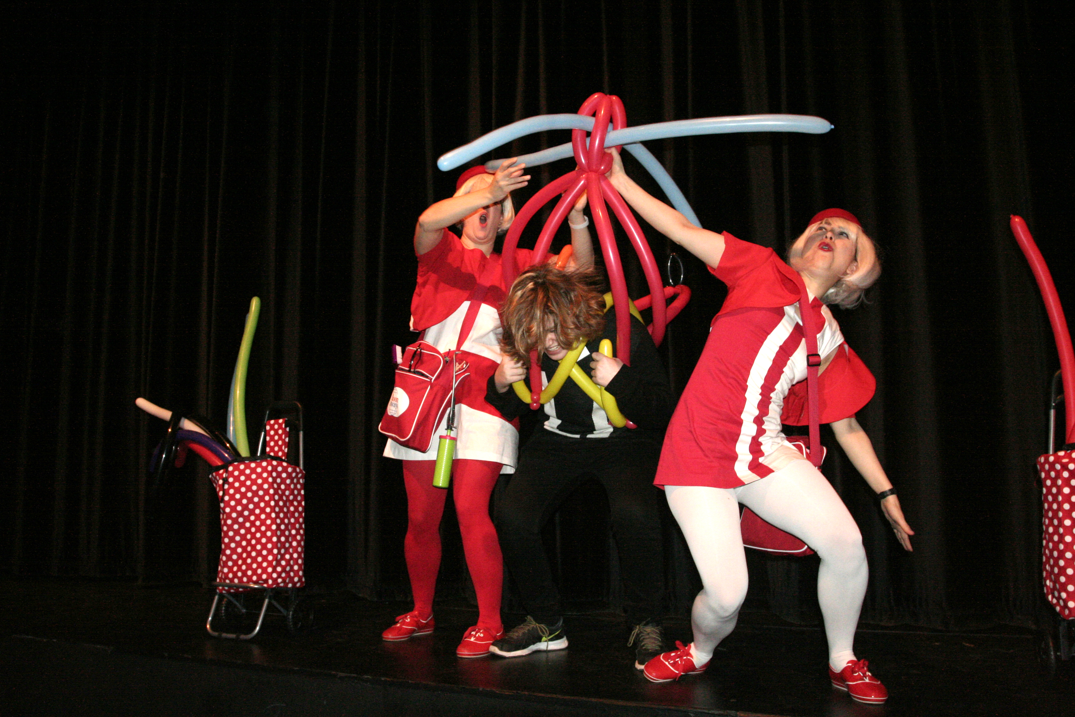 Balloonatic - The Bonkers Balloon Show